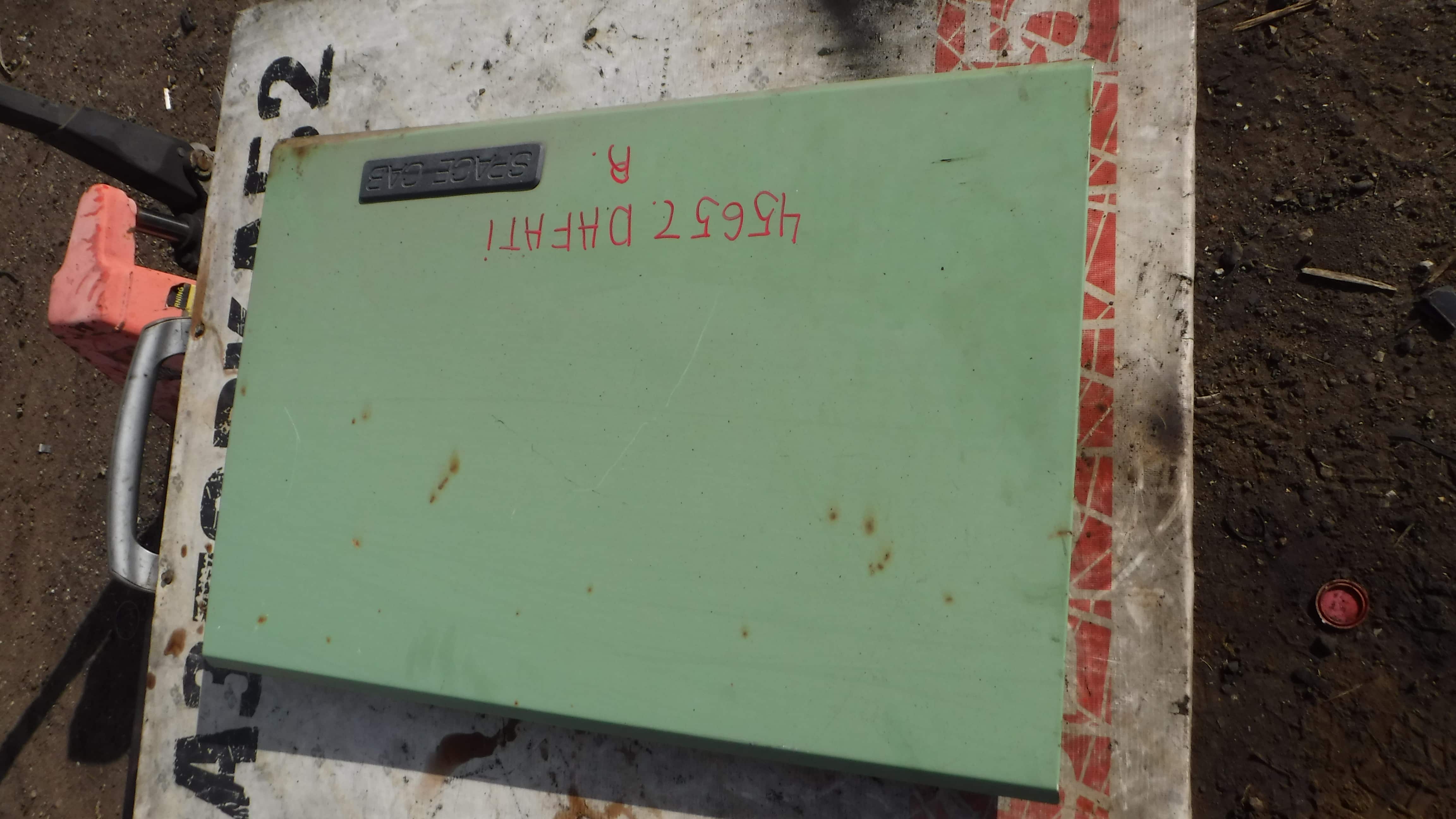 Крышка дверца бардачка Крышка люка Даф DAF 95 ATI 1995